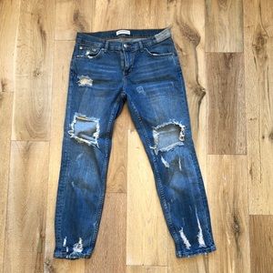 Zara distressed boyfriend jeans. Size 4.